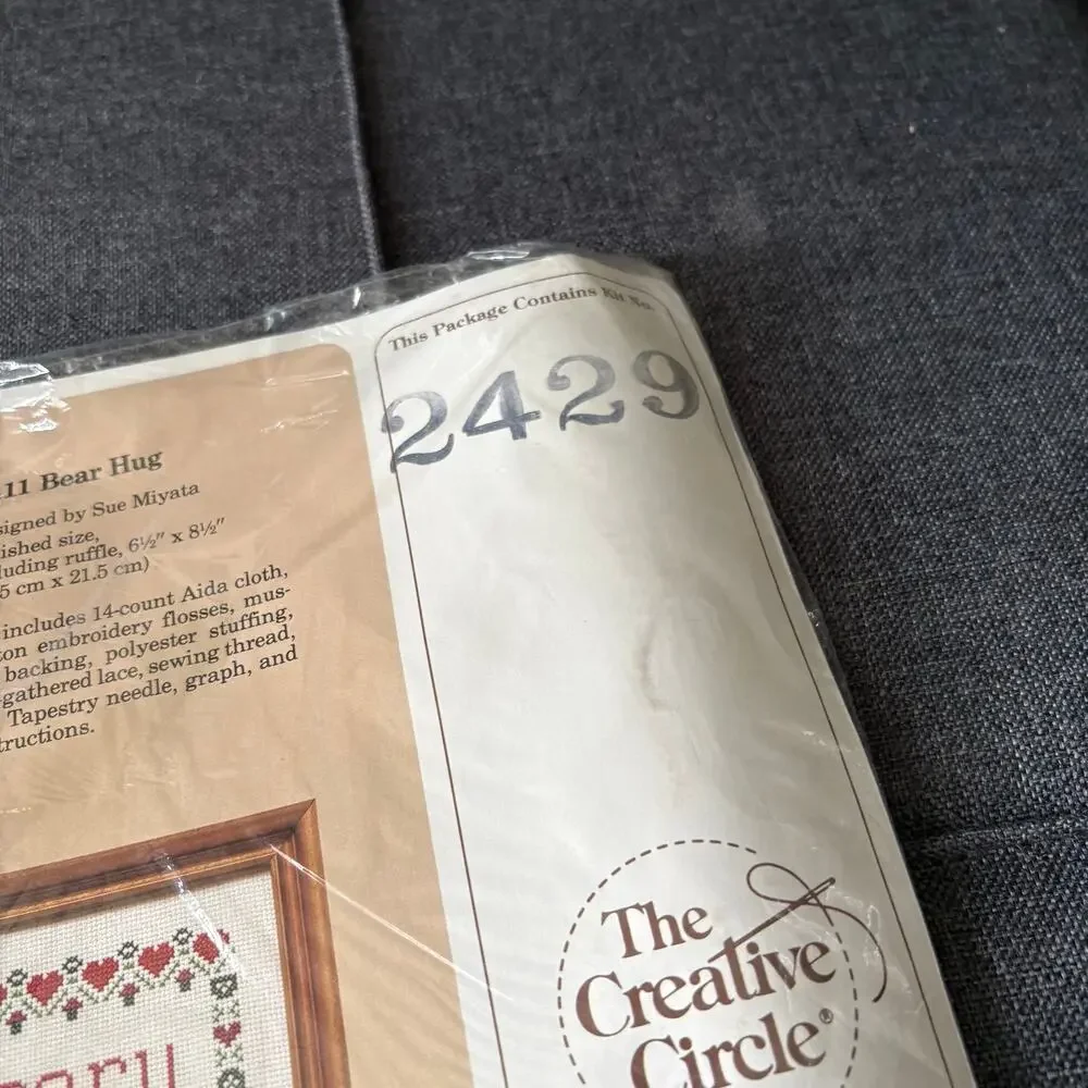 Beary Merry Christmas Vintage Counted Cross Stitch Kit The Creative Circle 1987